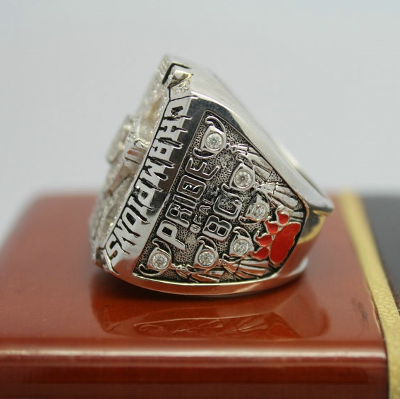 2011 BC Lions The 99th Grey Cup Championship Ring