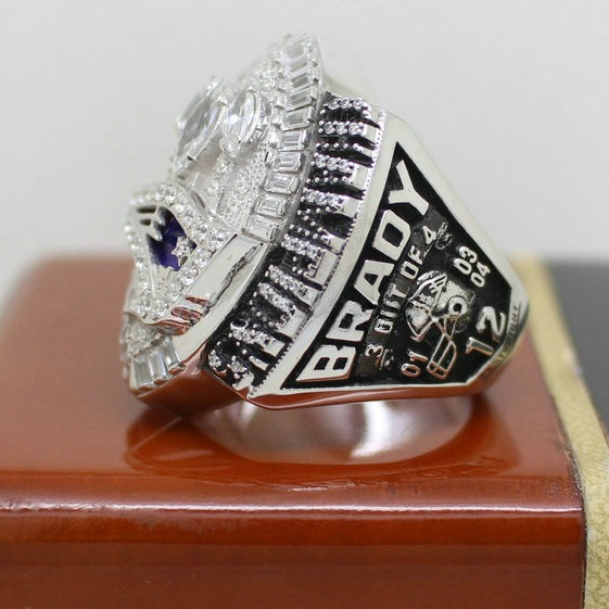 2004 Super Bowl XXXIX New England Patriots Championship Ring