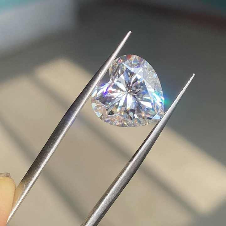 VS Clarity Heart shape Natural Diamond Loose Diamonds Natural Finest VVS loose diamond At Discount Price