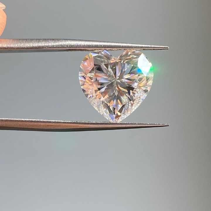 VS Clarity Heart shape Natural Diamond Loose Diamonds Natural Finest VVS loose diamond At Discount Price